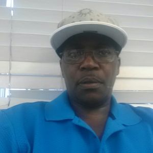 Meet your Posher, Carl